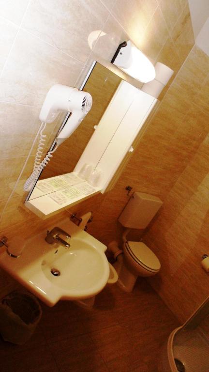 Hotel Reali تْشيانشانو  تيرمي الغرفة الصورة